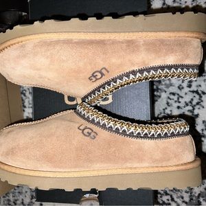 Brand New Tazman Uggs, size 7 Men’s and size 9 Wmns